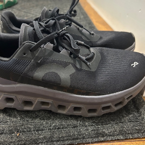 On Running Shoes - ON Running Black and Gray Sneakers